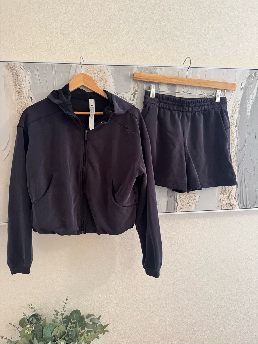 Lululemon  Zip Hoodie and Matching Shorts Set Grey size 6